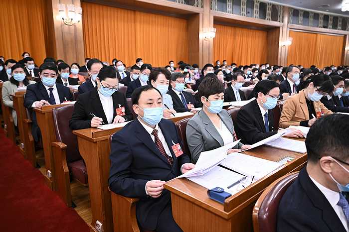两会之声｜全国人大代表徐军：关注孤困儿童心理辅导，...